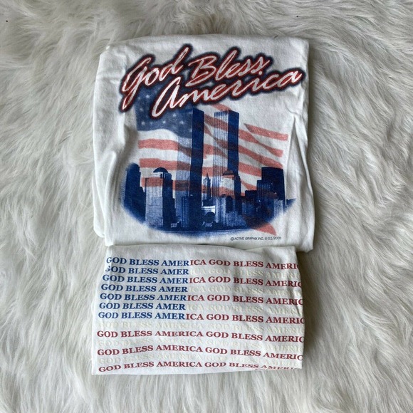 Vintage Gildan T Shirt Bundle Sz L 9/11 God Bless America Patriotic Adult White - Picture 1 of 11